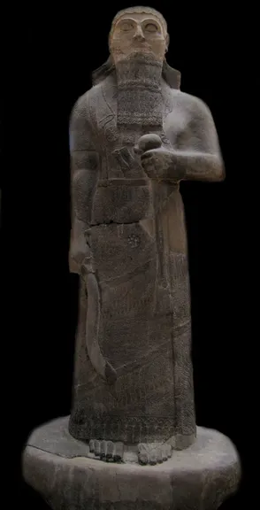 Estatua de Salmanasar III, cuya inscripción llama a Hazael «hijo de un don nadie»