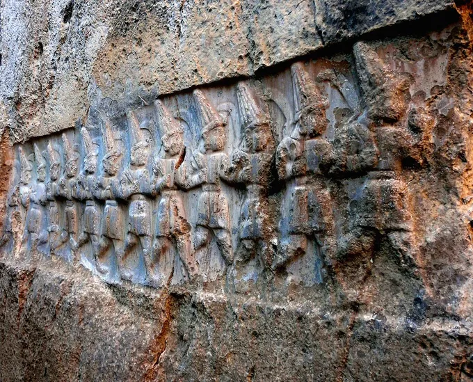 Santuario rupestre de Yazılıkaya, junto a Ḫattuša