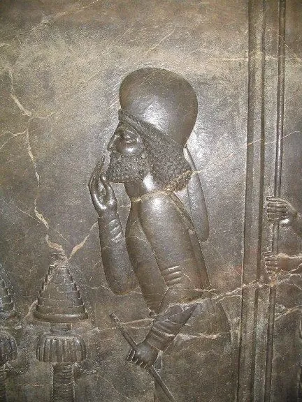 Relieve de la audiencia de Persépolis: Darío I entronizado