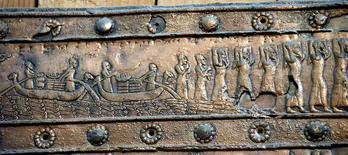 Naves fenicias en las puertas de bronce de Balawat