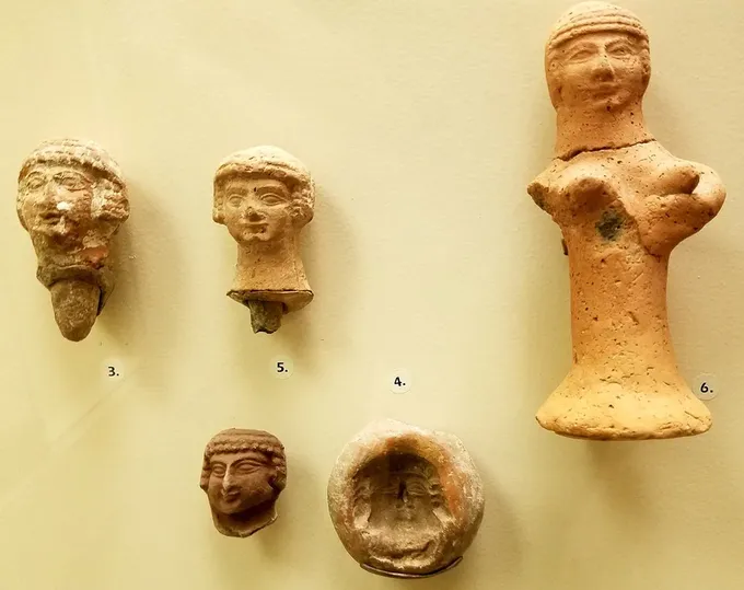 Figurilla judaíta, de los cultos que Ezequiel ve en el Templo