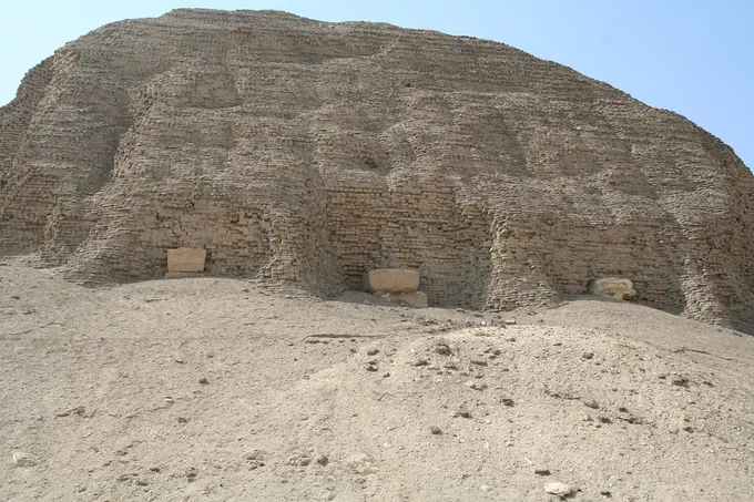 Pirámide de Sesostris II en el-Lahun, del Egipto de la dinastía XII