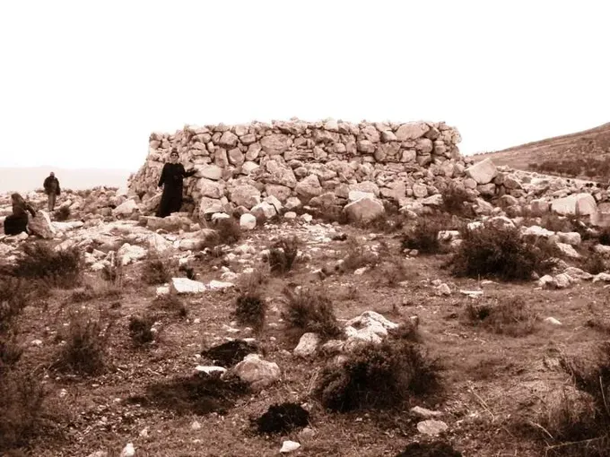 Estructura de culto del monte Hebal, identificada con el altar de Josué